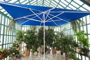 Зонт для кафе MISTRAL 400 квадратный синий на центральной опоре с основанием