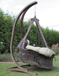 Комплект подвесное кресло CARTAGENA (Картагена) + деревянный каркас CORSA (Корса)