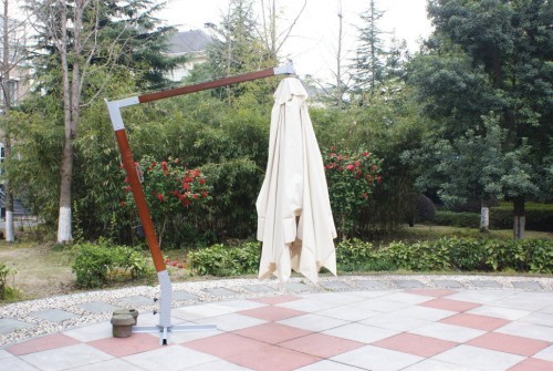 Садовый зонт Garden Way SLHU007 (Гарден вэй) цвет кремовый для кафе с боковой деревянной опорой