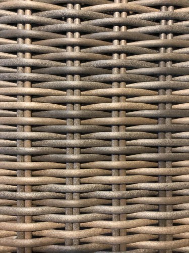 Кресло серии БЕРГАМО коричневое из искусственного ротанга