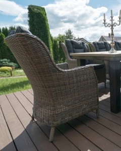 Кресло серии БЕРГАМО коричневое из плетеного искусственного ротанга