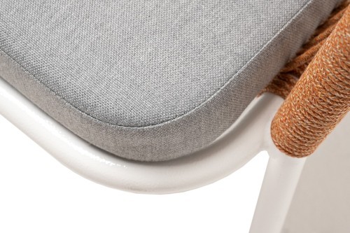 Лион стул плетеный из роупа, каркас алюминий белый (RAL9016) шагрень, роуп оранжевый меланж круглый, ткань светло-серая