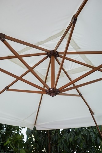 Зонт для кафе MAESTRO 350 квадратный бежевый на боковой опоре с воланом