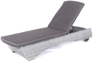 Шезлонг лежак серии CALVI (Калви) серого цвета из плетеного искусственного ротанга